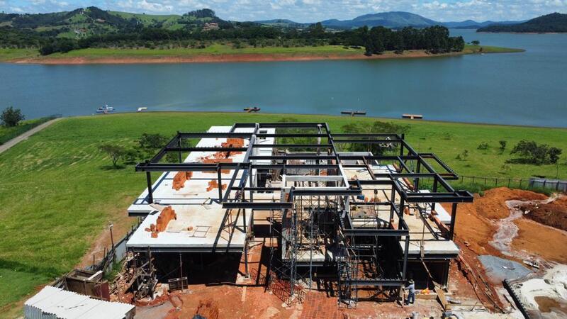 Casa em Estrutura Metalica de Alto Padrao 2